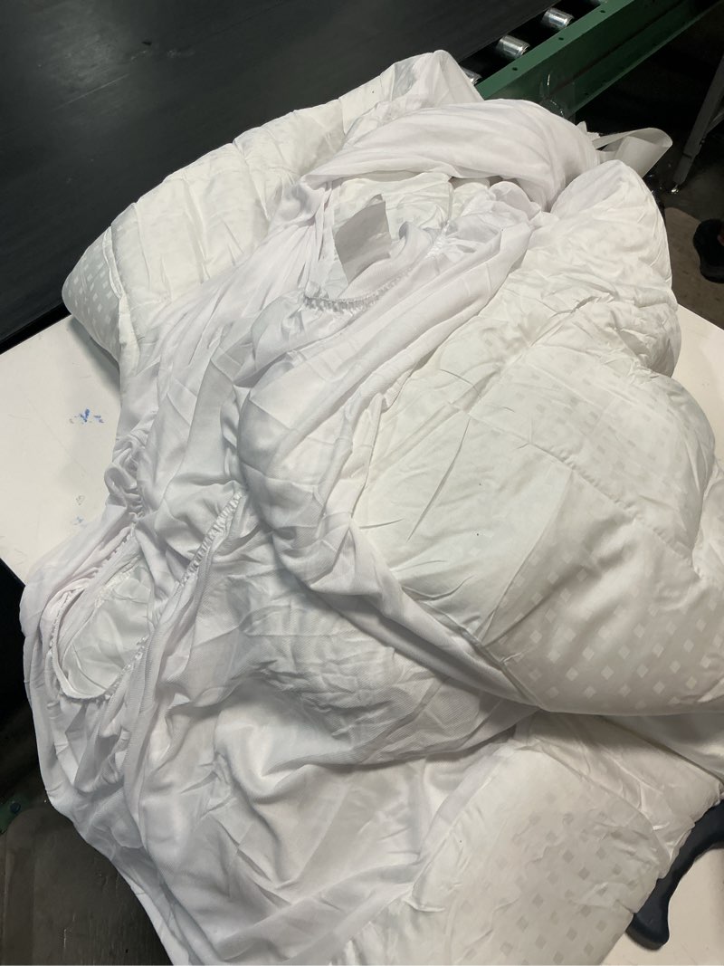 Condition photo showing As Is for easeland full size mattress pad pillow top mattress cover quilted fitted mattress protector cotton 8-21" deep pocket cooling topper (54x75 inches, white) white full