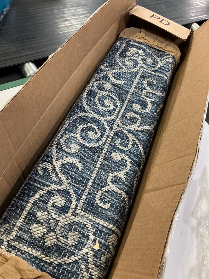 Condition photo showing Good Condition for jonathan y smb106d-210 charleston vintage filigree textured weave indoor outdoor area-rug classic coastal easy-cleaning bedroom kitchen backyard patio non shedding, 2 x 10, navy/gray navy/gray 2 x 10