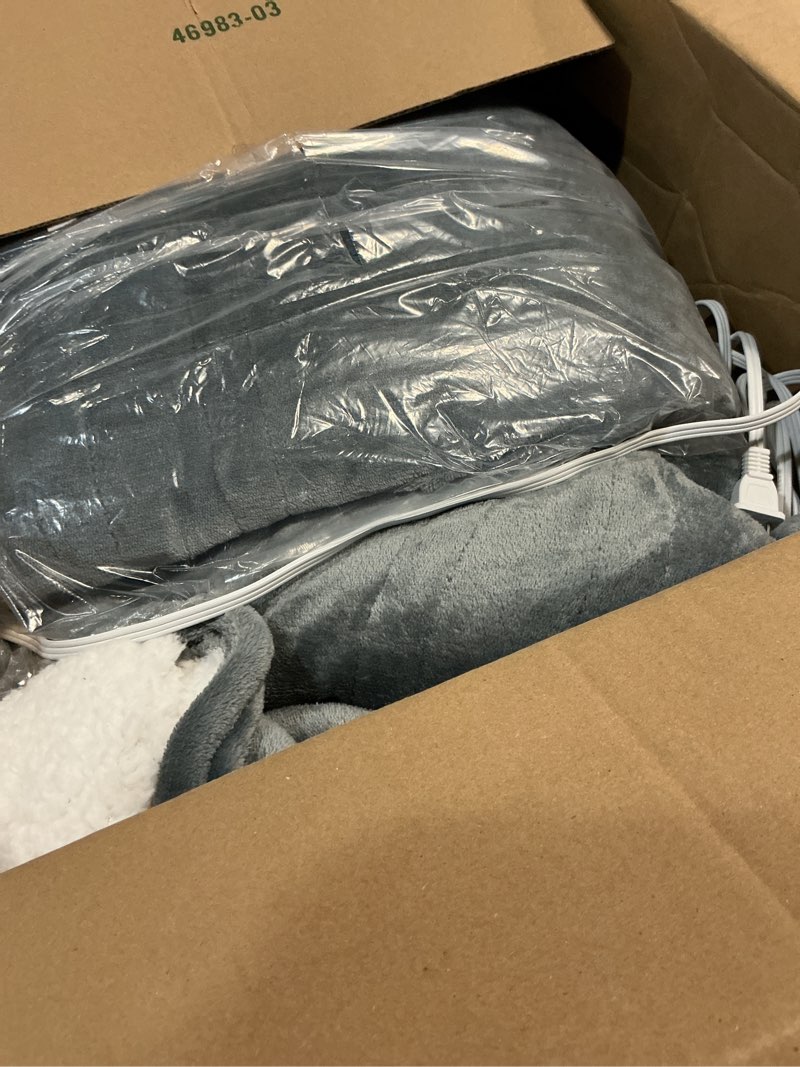 Condition photo showing As Is for eheyciga heated throw - heating blanket with 9 levels & auto off, soft cozy sherpa washable blanket, 50 x 60 inches grey lingth