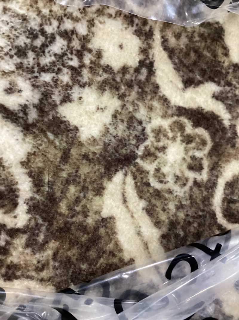 Condition photo showing New/Like New for Vintage Entryway Rug Indoor, Rust Brown Red Washable Rug 2x3, Small Area Rug with Non-Slip Backing, Floral Print, Thin Faux Wool Super Soft Door Mat for Kitchen, Entrance, Bedroom, Office 2' x 3' (Rectangular) Rust Brown Red