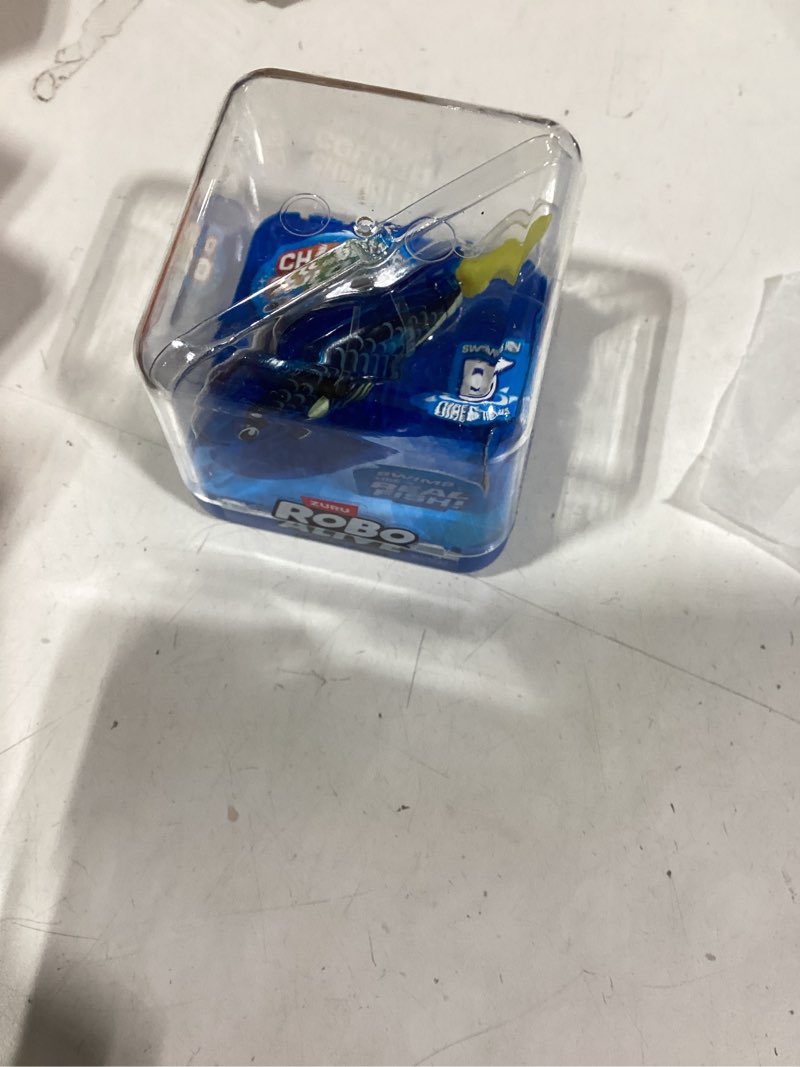 Condition photo showing As Is for Robo Alive Robo Fish Robotic Swimming Fish (Blue + Red) by ZURU Water Activated, Changes Color, Comes with Batteries, Amazon Exclusive (2 Pack) Series 3 Red + Blue 2 Piece Set Series 3