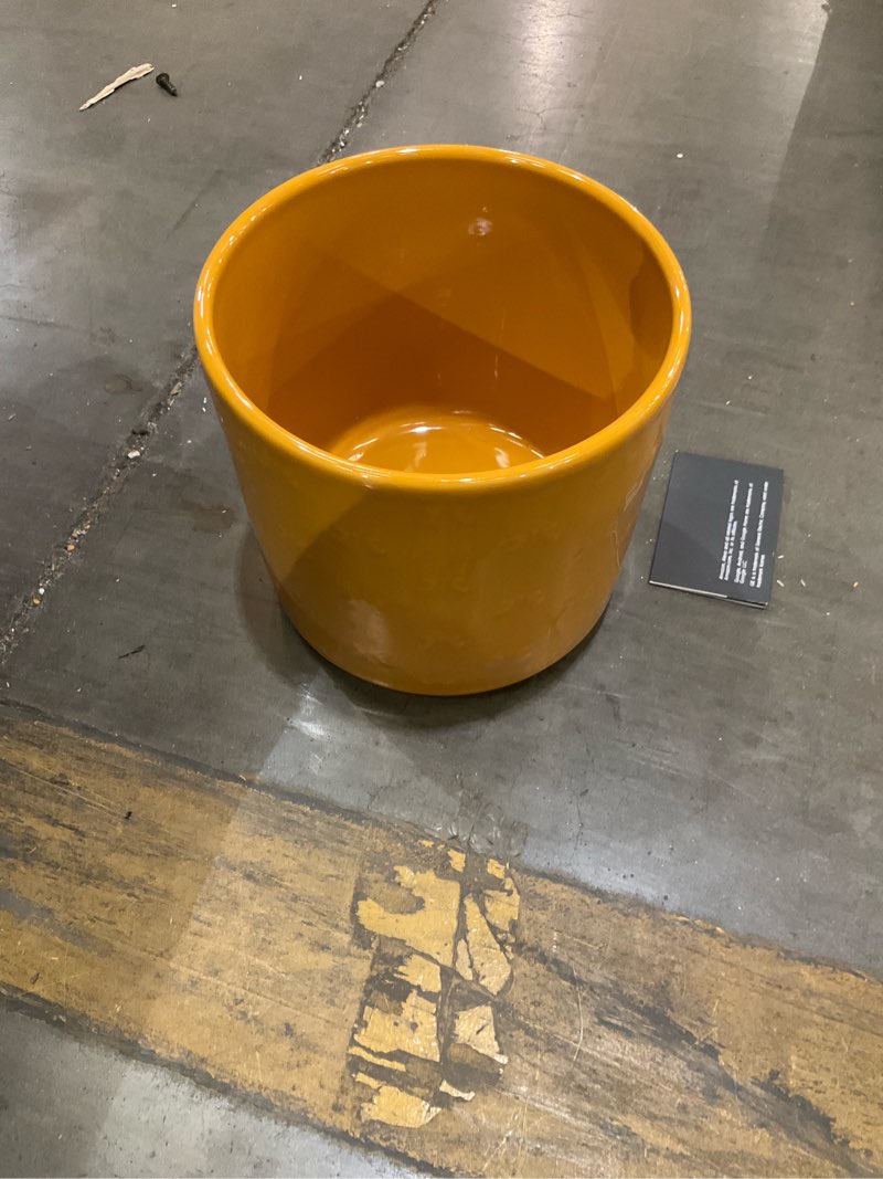 Condition photo showing Good Condition for allen + roth round 6.102-in w x 6.102-in l x 5.591-in h yellow glazed ceramic indoor planter