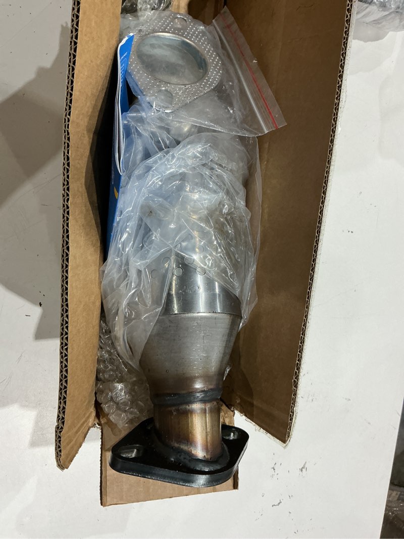 Condition photo showing As Is for philtop 1ps catalytic converter fit for hyundai, kia elantra 2017-2019 2.0l | forte 2017-2018 2.0l, tucson 2016-2018 2.0l, tucson 14-15 2.4l high flow catalyst converter oe 16886 (epa compliant)