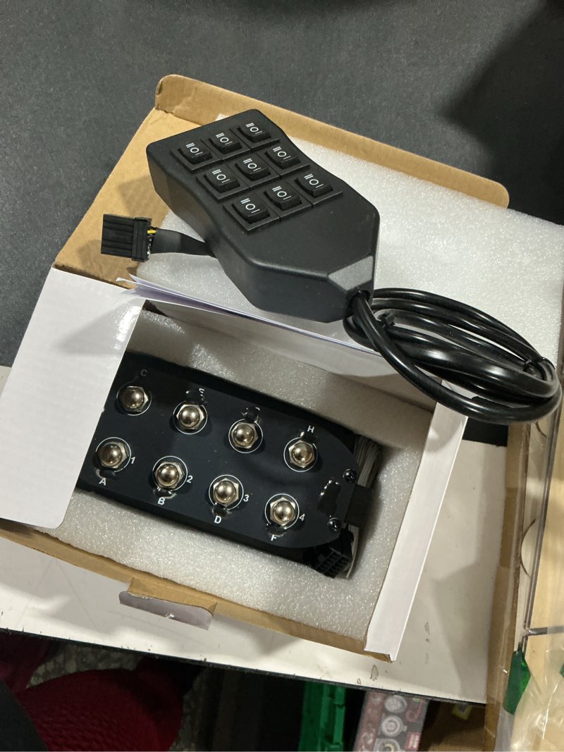 Condition photo showing Good Condition for 12V Air Ride Suspension Manifold Kit with 8 Air Ride Solenoid Valves, with 1M 9-switch Wired Remote Controller Can be used for Air Bag inflation and deflation 1M-Control