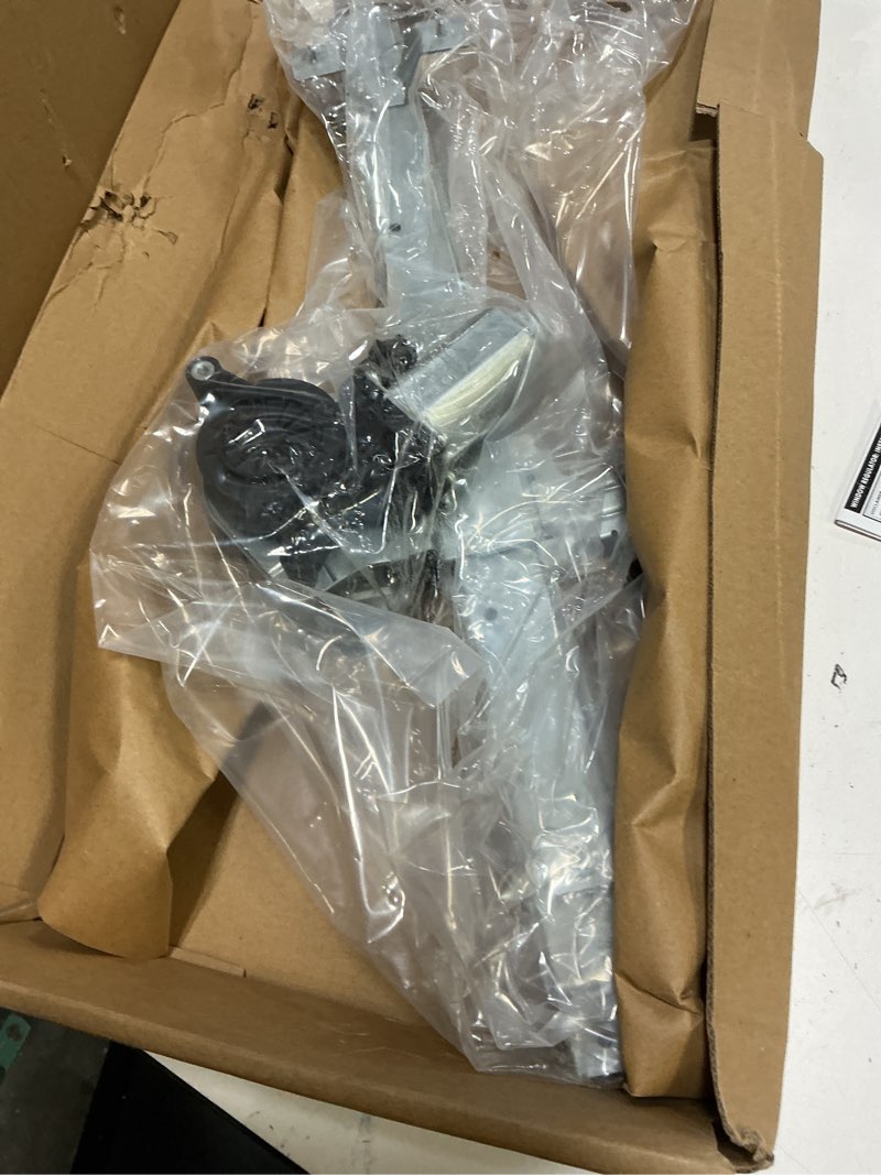 Condition photo showing Good Condition for SHOWSEN 741-389 Rear Right Passenger Side Power Window Regulator W/Motor Fit 2007-2013 GMC Sierra/Chevy Silverado 1500 2500 HD 3500 HD Repalcement 25885885