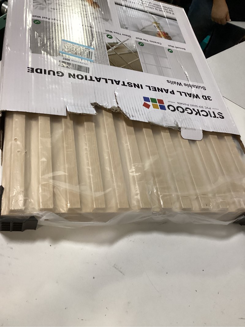 https://lotting-media.assets.bidfta.com/lotting_ca18442e-a93b-4b18-b4fa-16b91fe5a51c