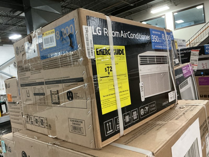 Condition photo showing Good Condition for lg - 350 sq. ft. 8,000 btu window air conditioner with remote - white
