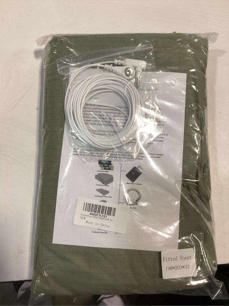 Condition photo showing New/Like New for Grounding Fitted Sheet with Grounding Cord, Earthing Bed Sheets, 5% Silver Fiber & 95% Cotton Fiber, Conductive Earthing Bed Sheet for Better Sleep (Green, Twin XL) Twin XL Green