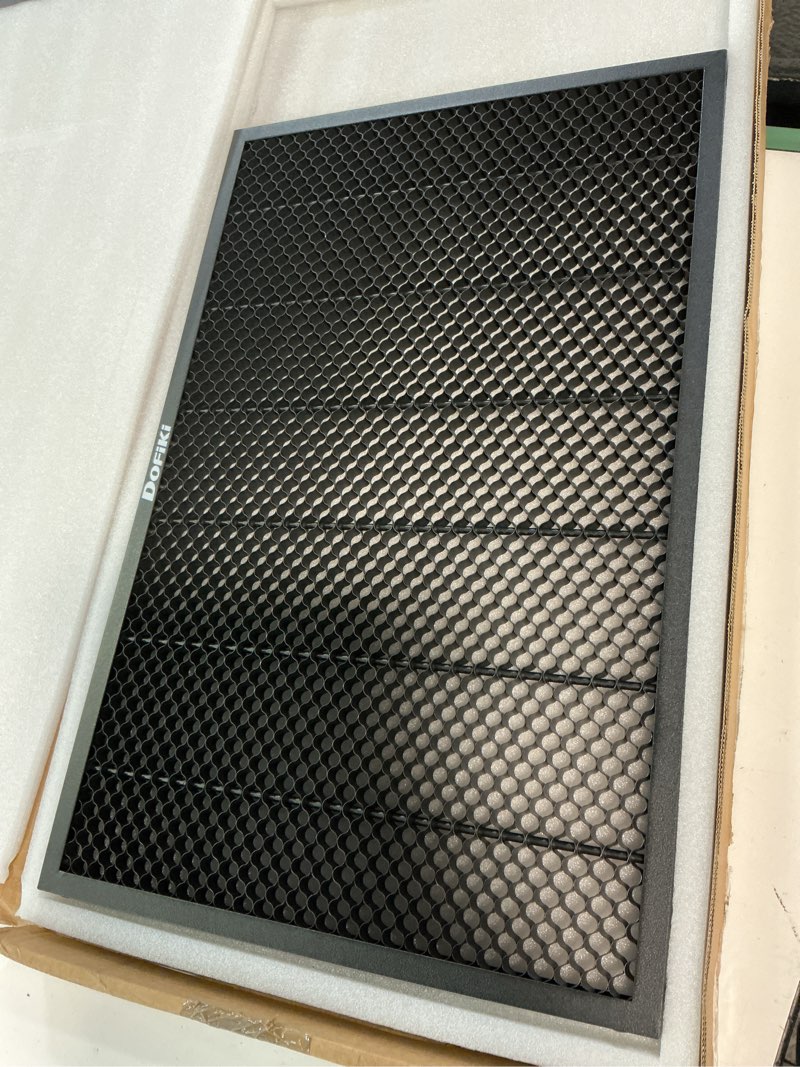 Condition photo showing New/Like New for honeycomb laser bed for p2 and p2s co2 laser cutter. steel honeycomb cutting bed designed for p2/p2s 605mm x 300mm