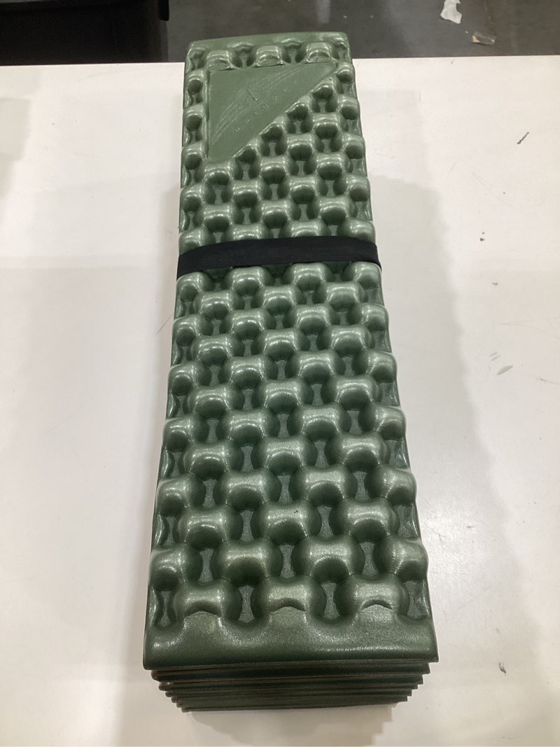 Condition photo showing Good Condition for foam camping pads for hiking, ultralight closed cell mattress, waterproof soft mat for adults, wide picnic yoga mats, folding sleeping pad for outdoor backpacking army green-1pack