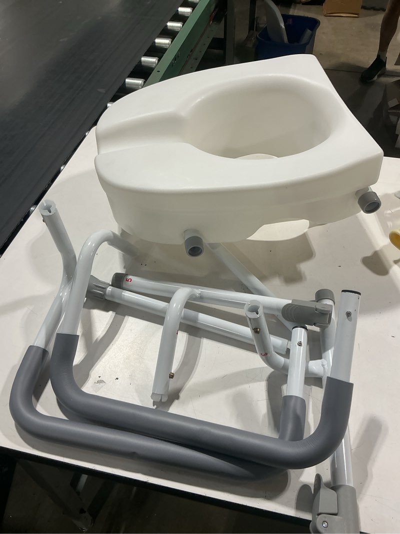 Condition photo showing Good Condition for medline toilet seat riser for seniors, locking, fits most toilets, 400 lb weight capacity, white