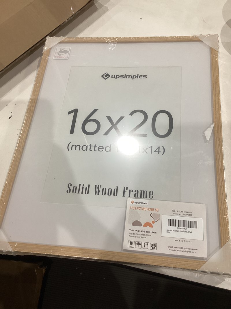 Condition photo showing Good Condition for upsimples 16x20 frames set of 3, natural solid wooden picture frames, display 11x14 with mat or 16 x 20 without for vertical or horizontal wall hanging