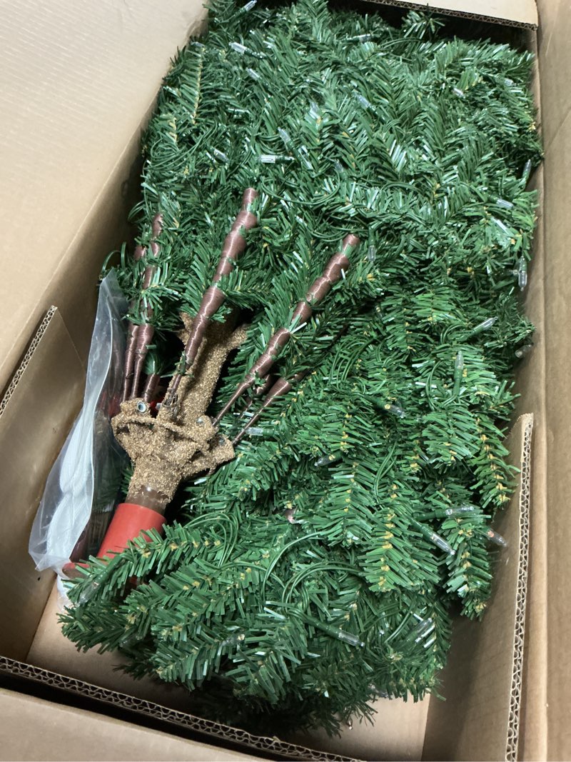 Condition photo showing Good Condition for 7.5ft Unlit Christmas Tree with 1200 Steel Branch Tip,Premium Full Hinged Spruce Christmas Tree with Foldable Base, Artificial Xmas Tree for Easy Holiday Setup Unlit-green 7ft 6in