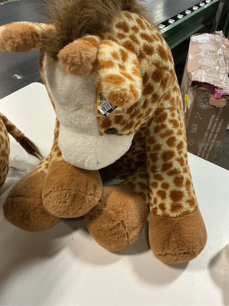 Condition photo showing Good Condition for animal adventure wild jungle jumbo giraffe stuffed animal
