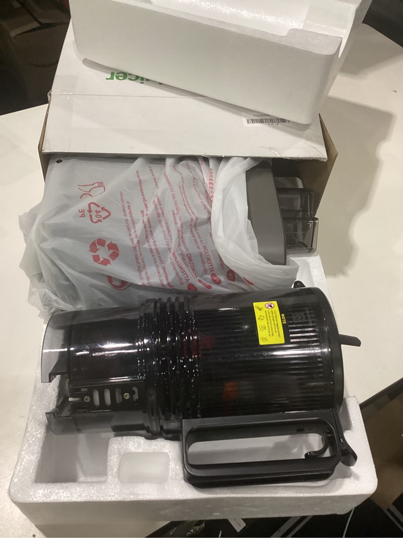 Cold Press Juicer, 5.5inch Wide Feed Chute Juicer Machine, Slow Masticating Juicer for Whole Vegetab