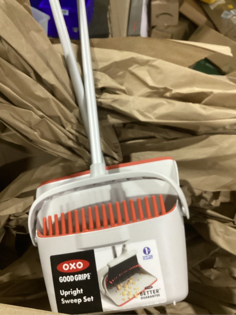 Condition photo showing Good Condition for oxo good grips upright sweep set