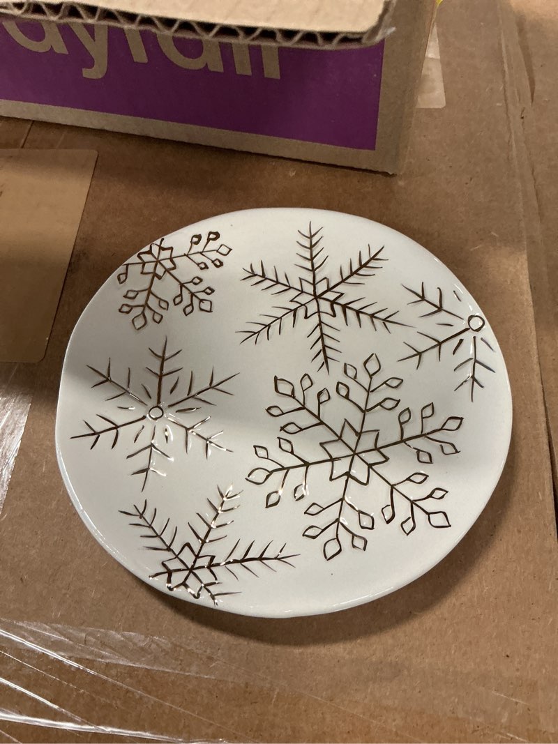 Stoneware Plate with Gold Electroplated Snowflakes