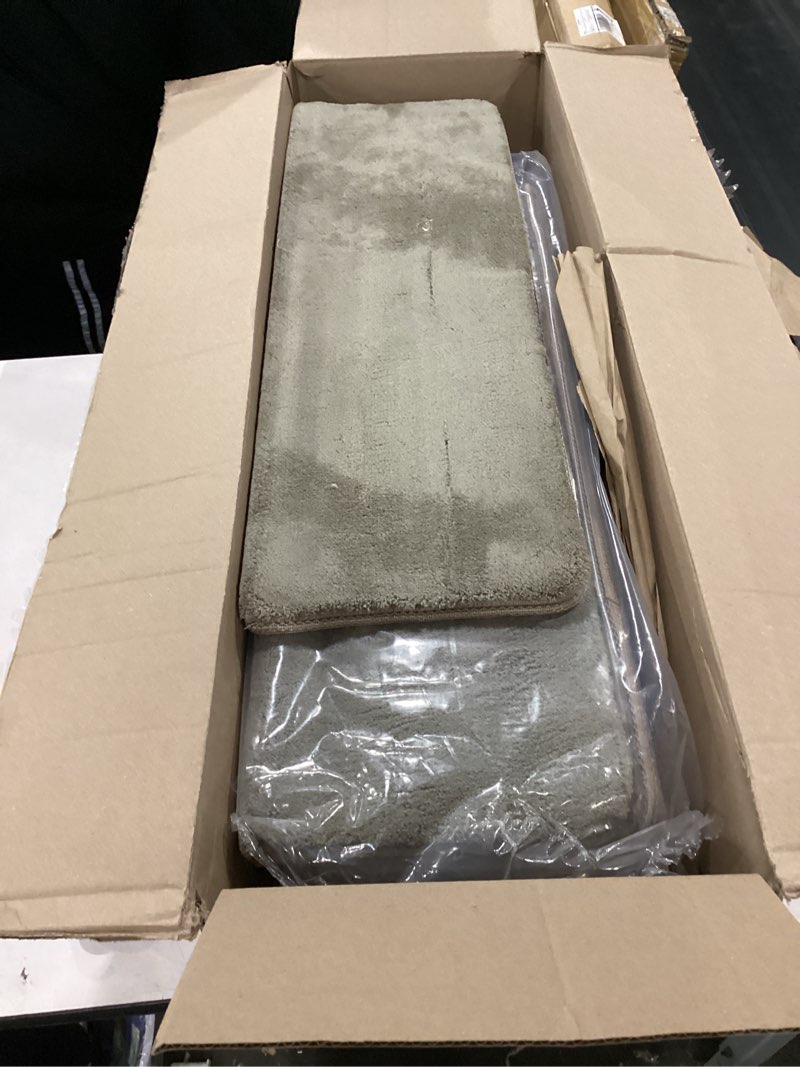 Condition photo showing New/Like New for pure era carpet stair treads ultra plush 9.5" x 30"soft bullnose indoor stair protectors pet-friendly non-slip skid resistant tape free washable reusable(14 pieces, cream gray) cream gray 30 x 9.5 inch 14