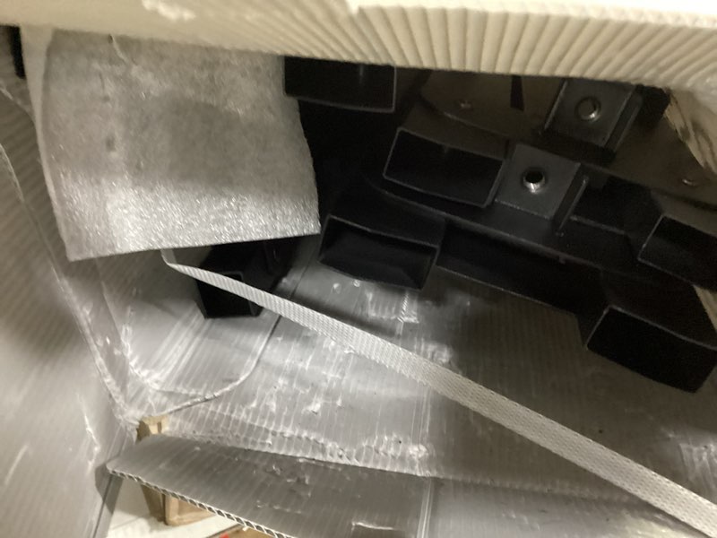 Condition photo showing Good Condition for 18 Inch Twin Heavy Duty 3500 lbs Bed Frame with Round-Corner Legs & Anti-Squeak Design – Quick Assembly Metal Platform, No Box Spring Needed