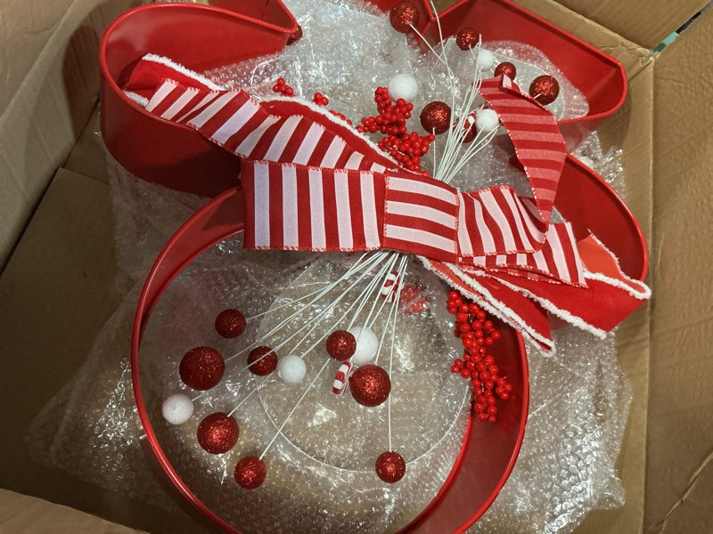 Condition photo showing Good Condition for 3 Pcs 22'' 16'' 11'' Oversized Large Gingerbread Man Outdoor Christmas Decorations Giant Gingerbread Christmas Decorations with Red Stripe Bow for Xmas Holiday Front Door Indoor Outdoor Decor