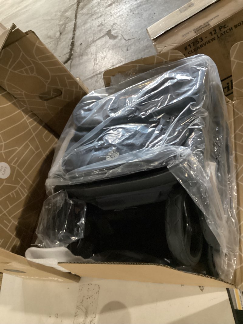 Condition photo showing Good Condition for ergobaby metro 3 all in one compact baby stroller - foldable, lightweight travel stroller - easy one-hand fold for overhead airplane storage (carries up to 50 lbs) - car seat compatible - onyx black metro 3 onyx black