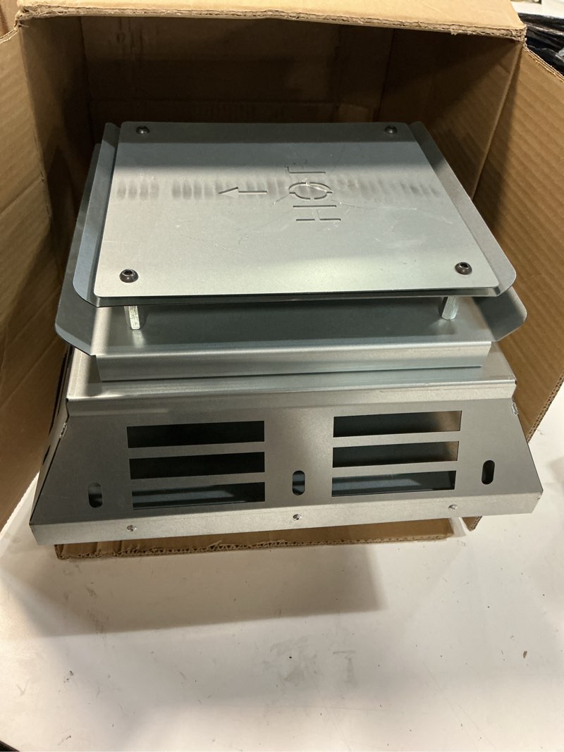Condition photo showing Good Condition for 46dva-hc horizontal square termination cap, 4" x 6 5/8" direct vent - for direct vent gas stoves or fireplaces, twist lock construction