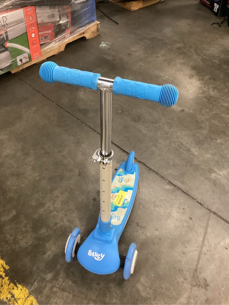 Condition photo showing As Is for bluey 3 wheel scooter 
