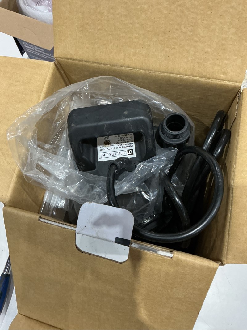Condition photo showing Good Condition for utilitech 1/6-hp 115 -volt 25-gallon thermoplastic submersible utility pump