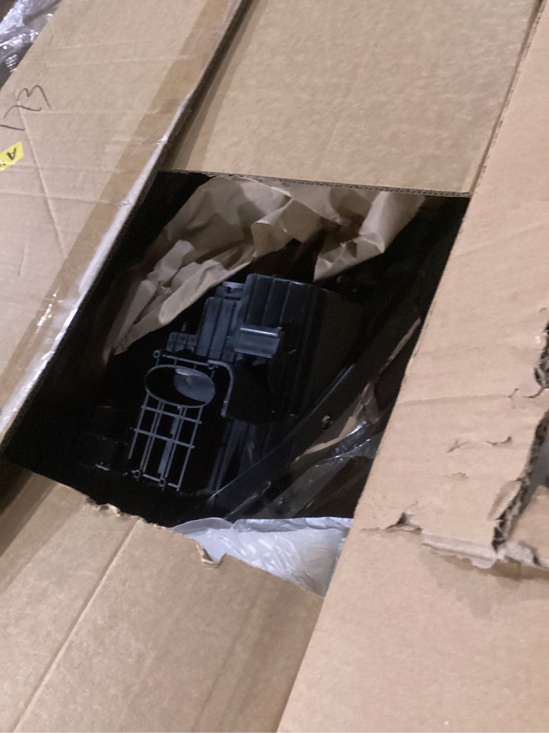 Condition photo showing Good Condition for headlight assembly for hyundai elantra 2011-2013 (all bulbs included), passenger & driver side halogen headlamp with clear lens black housing amber reflector, 1 pair, 92101-3y000 ?hy2503161 driver&passenger side