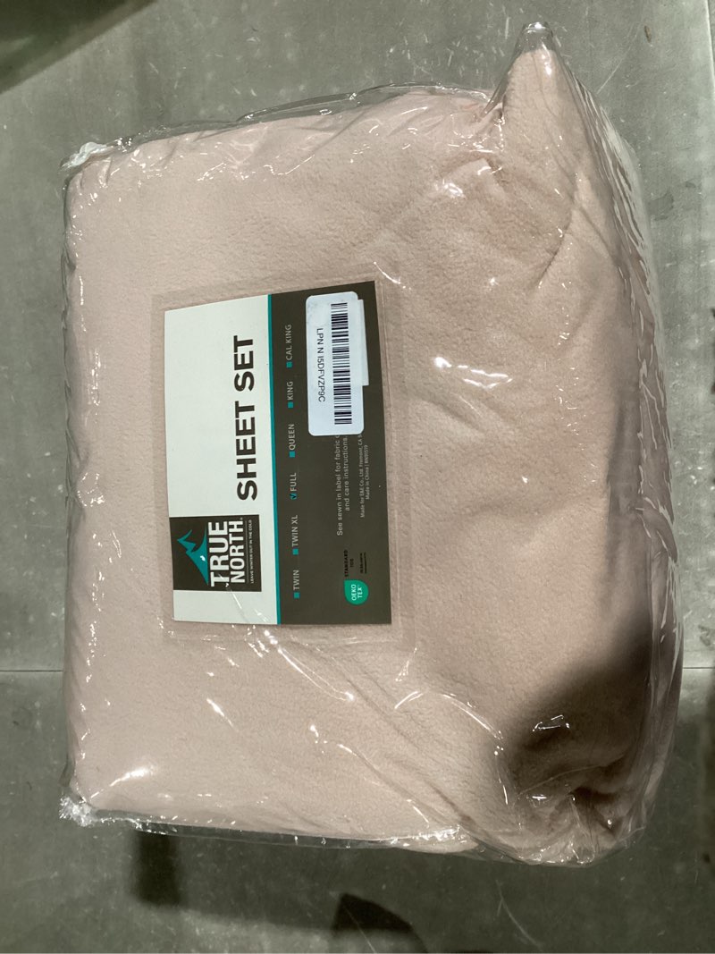Condition photo showing New/Like New for true north by sleep philosophy soft & cozy micro fleece sheet set, fitted sheets deep elastic pocket fits up to 16" mattress, warm winter bedding, fleece bed set full blush 4 piece