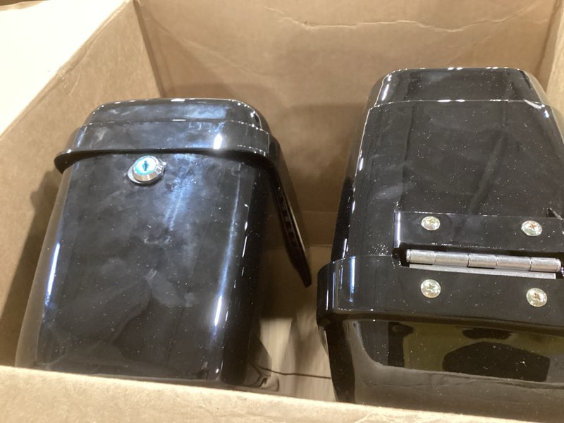 Condition photo showing Good Condition for ECOTRIC 45L Motorcycle Hard Saddle Bags W/Lock Compatible with Harley Davidson Honda Shadow Kawasaki Vulcan VN Saddle Bags Trunk Storage Carrier w/Mounting Kit Plastic Black Saddlebag 45L Pair Black
