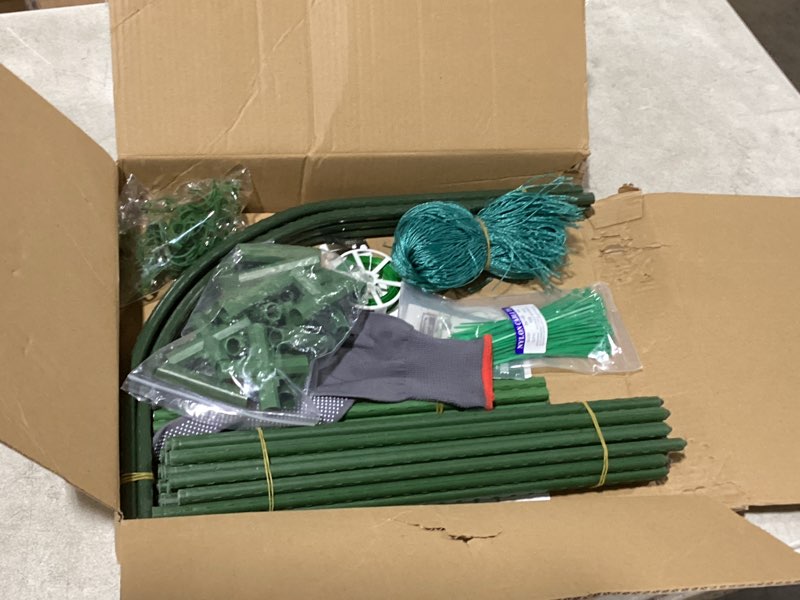 Condition photo showing New/Like New for cucumber trellis for raised bed 50 x 34 inch u-shape garden trellis for climbing plants outdoors metal garden cucumbers arch trellis, cucumber plant support for tomato, pea, zucchini, vine flower 1pc 50 x 34 in green