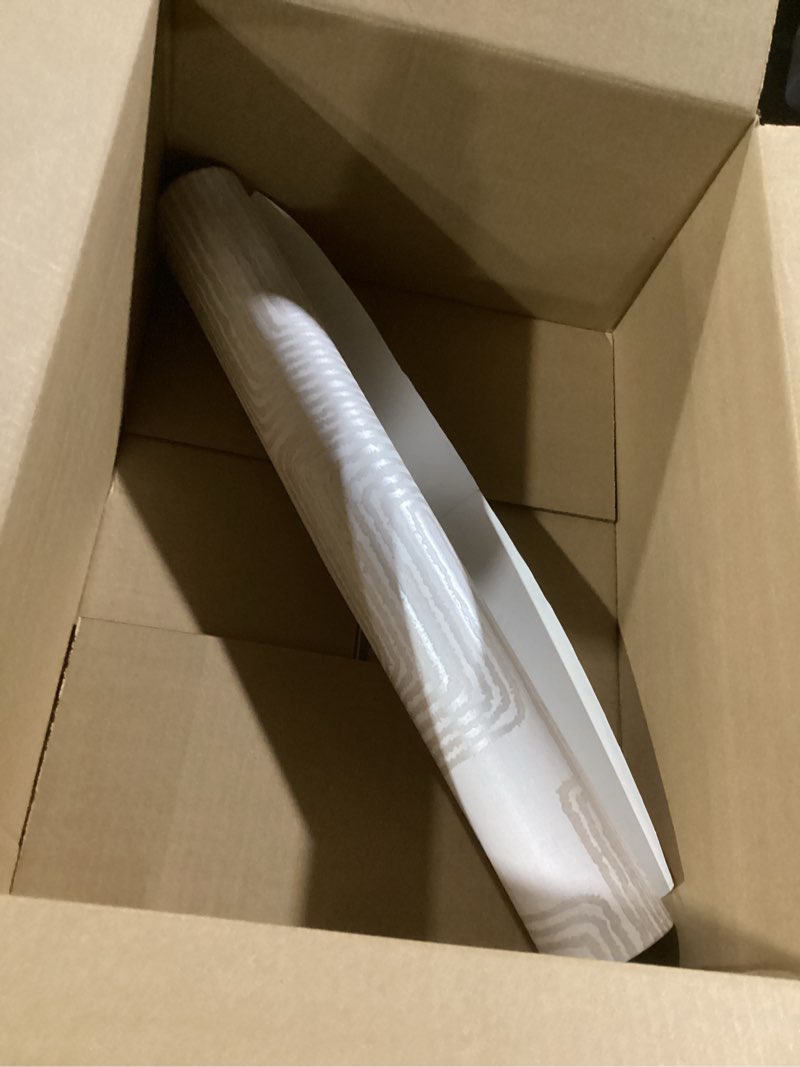 Condition photo showing Good Condition for roommates rmk12214pl nikki chu ivory white zulu signature peel and stick wallpaper