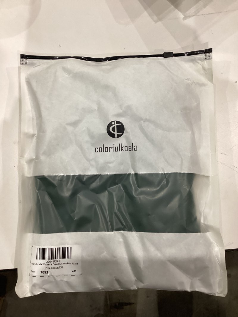 Condition photo showing item condition for Colorfulkoala Women's Dreamlux Workout Flare Leggings High Waisted Wide Leg Bootcut Yoga Pants 29.5" / 31.5" Inseam 31.5" Height: 5'6" - 5'9" X-Small Pine Grove