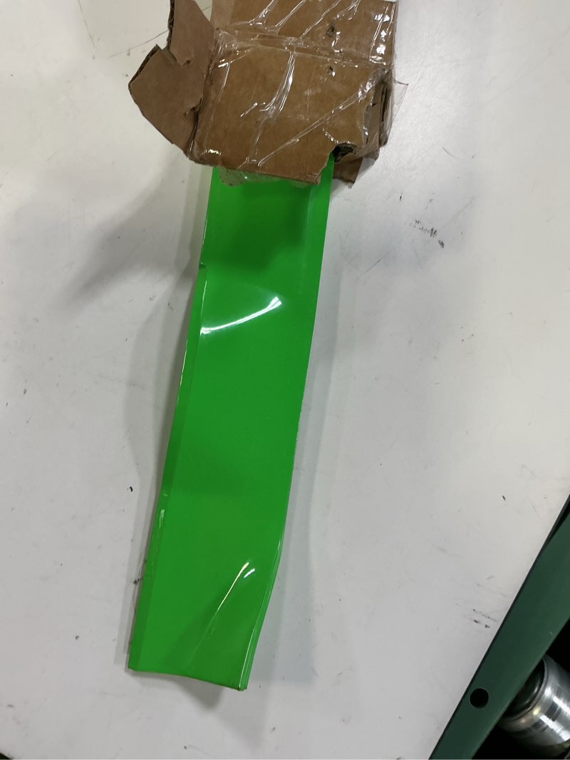 Condition photo showing New/Like New for 138971 42 inch mower blades for craftsman lt1000 lt2000 t110 yt3000 dlt3000 t210 t2200 yts3000 t3000 t130 ys4500 42'' deck zero-turn mowers husqvarna yth22v42 yth18542 yta18542 yth1542xp 3-in-1 2 pcs mulching blades