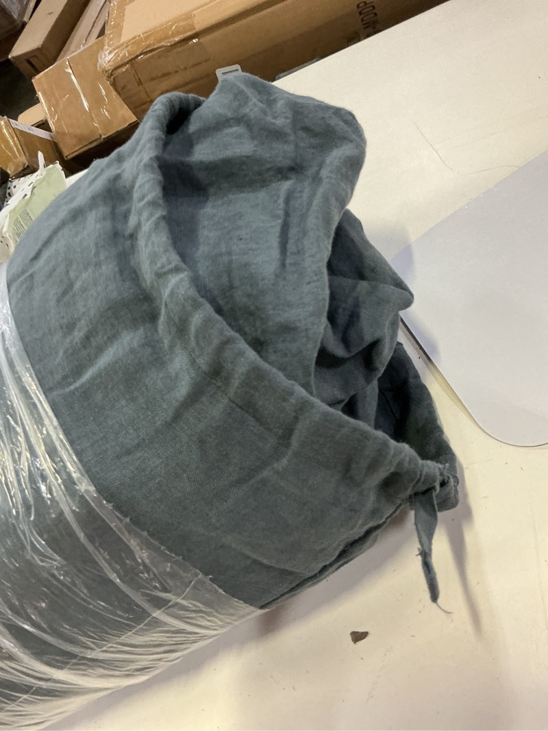 Condition photo showing Good Condition for european linen fitted sheet set night fall king