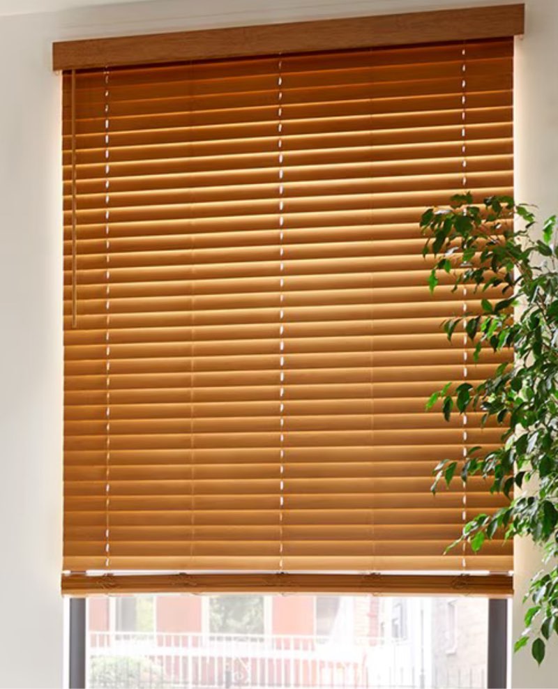 Assorted window Blinds 