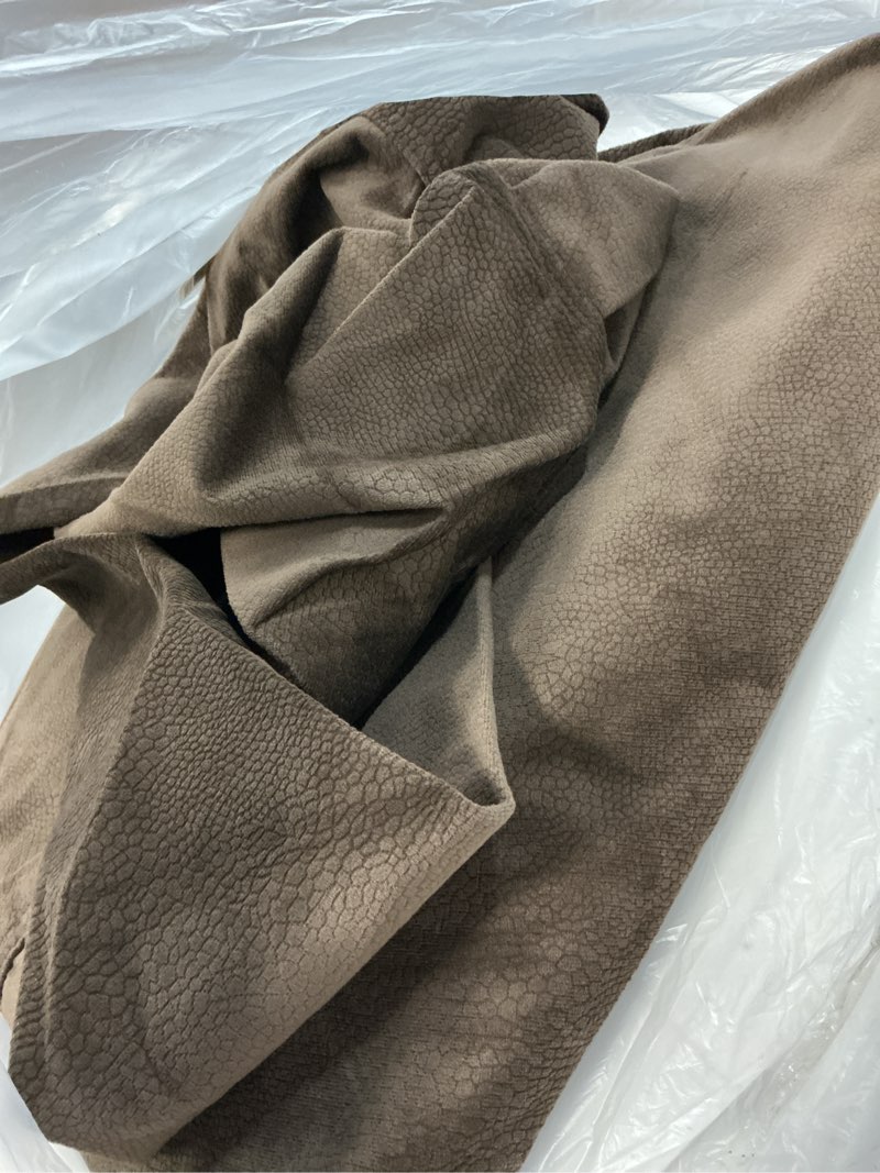 Condition photo showing Good Condition for gennia waterproof recliner chair cover,stretch reclining sofa covers with pockets,washable lazy boy recliner slipcovers,leakproof couch protector for kids, pets, dog and cat (1 seat, chocolate) chocolate 1 seat