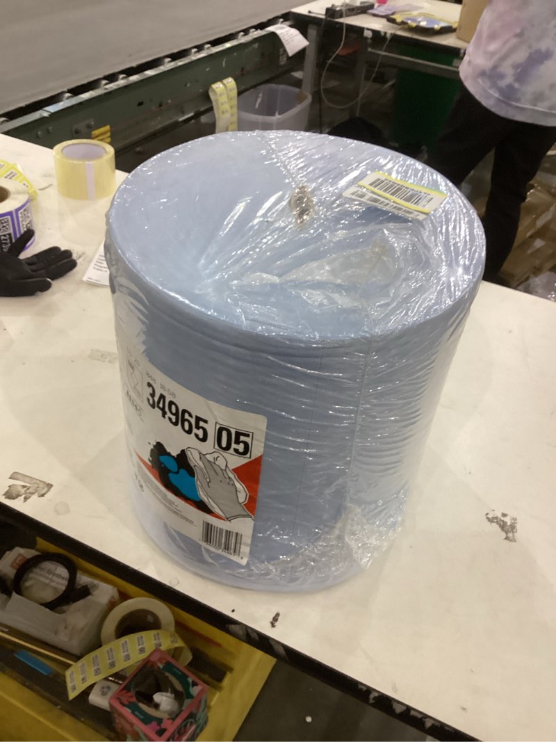 Condition photo showing New/Like New for Wypall X60 Cloths  Jumbo roll  12.5 x 13.4  Blue  1100/Roll