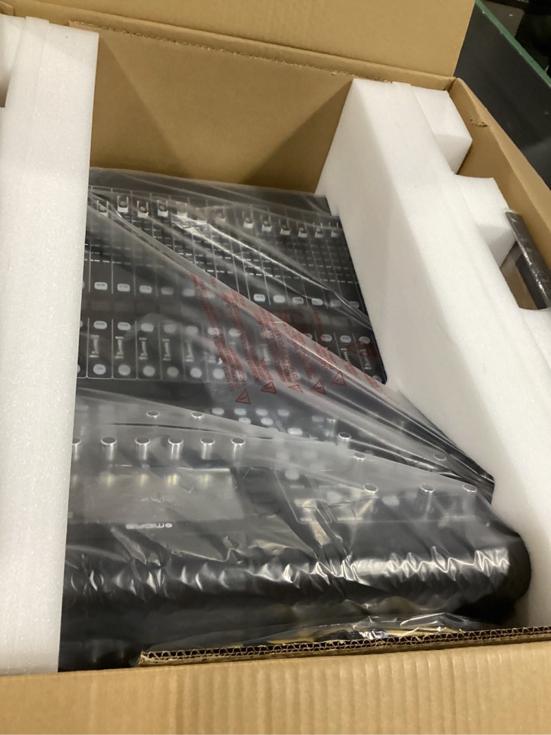 Condition photo showing New/Like New for midas m32 live digital console for live and studio with 40 input channels, 32 midas pro microphone preamplifiers and 25 mix buses and live multitrack recording audio mixing console