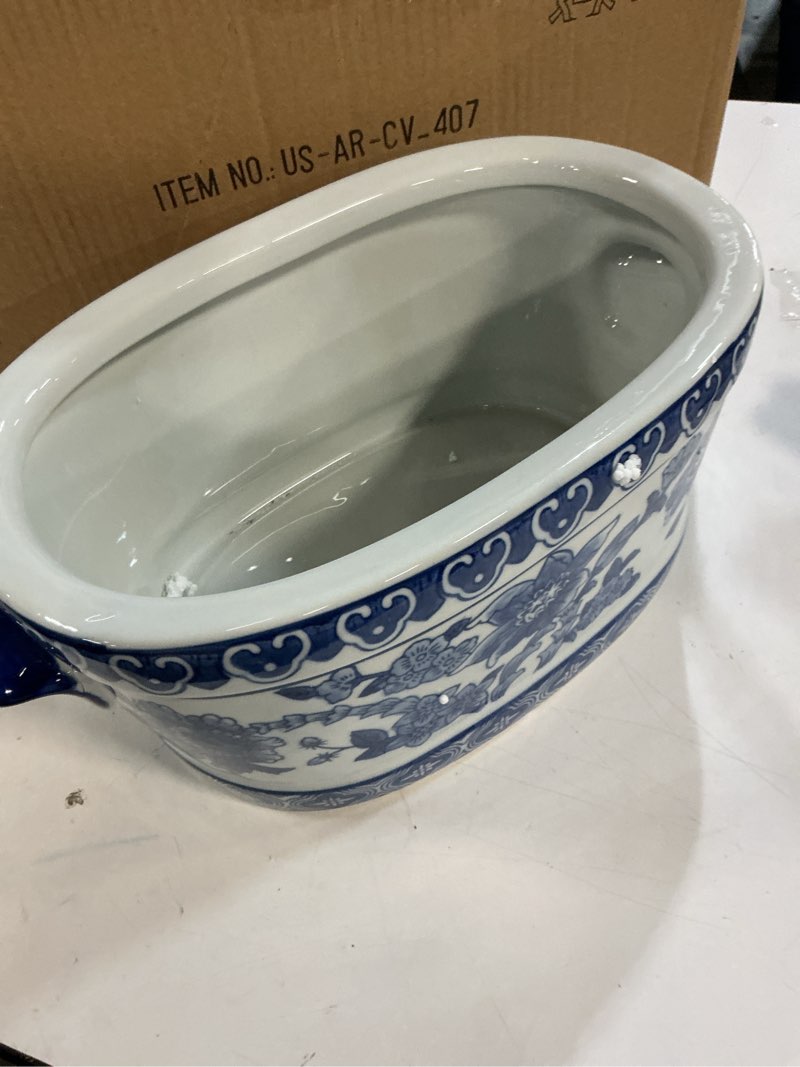 Condition photo showing Good Condition for 1 piece, blue and white ceramic planter pot – vintage floral oval cachepot vase for indoor plants, flowers & succulents – glazed chinese porcelain style decorative bowl – 7.4\" size – no drainage