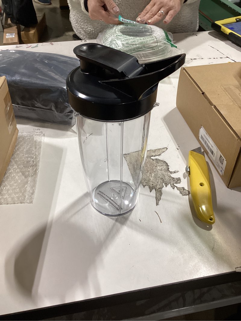 Condition photo showing Good Condition for Similar item Replacement Parts 20oz Sports Bottle with Spill-Proof Lid,Compatible with Oster MyBlend Plus Personal Blender