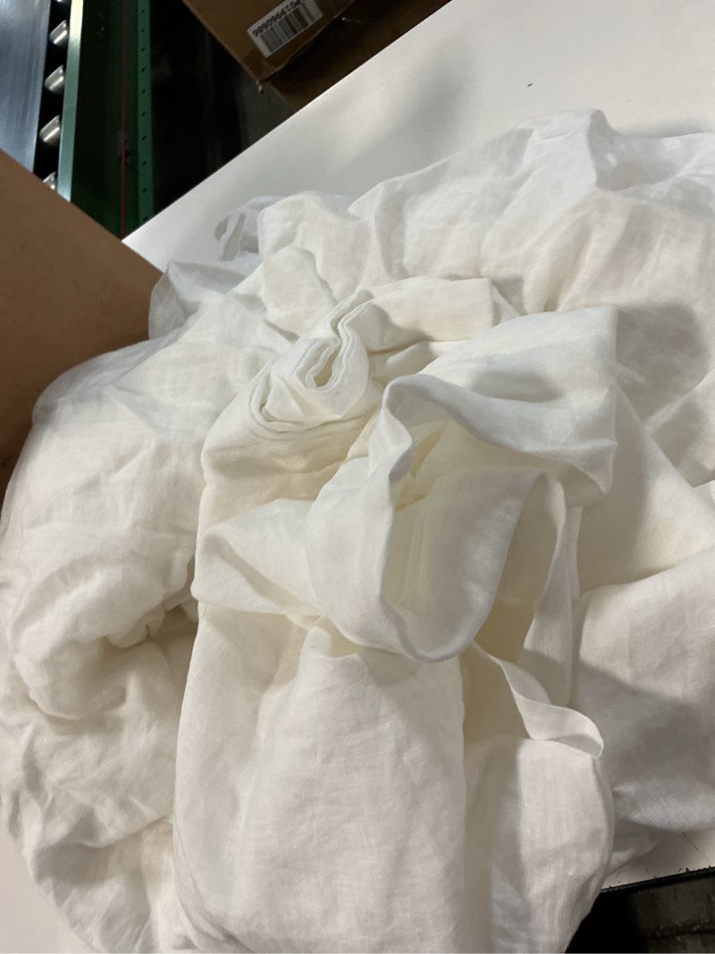 Condition photo showing Good Condition for european linen fitted sheet set, king, white