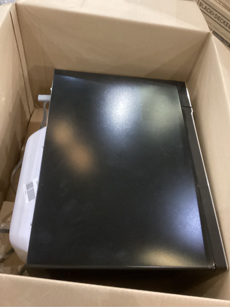 Condition photo showing As Is for BLACK+DECKER EM036AB14 Digital Microwave Oven with Turntable Push-Button Door, Child Safety Lock, Stainless Steel, 1.4 Cu.ft 1.4 Cu.Ft Stainless Steel