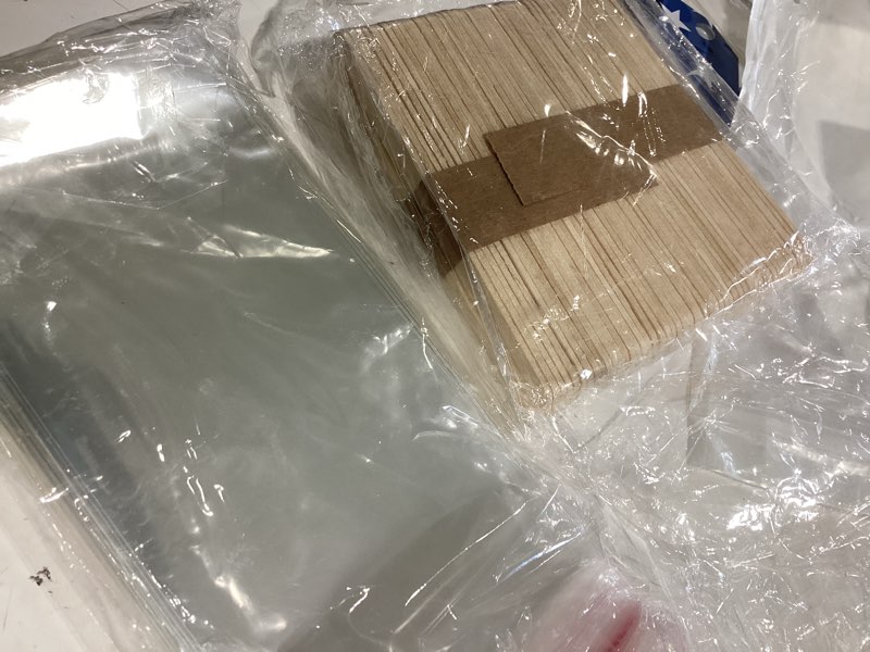 Condition photo showing New/Like New for patelai 300 pcs ice lolly sticks and plastic bags set, clear self-adhesive plastic bags and ice loll