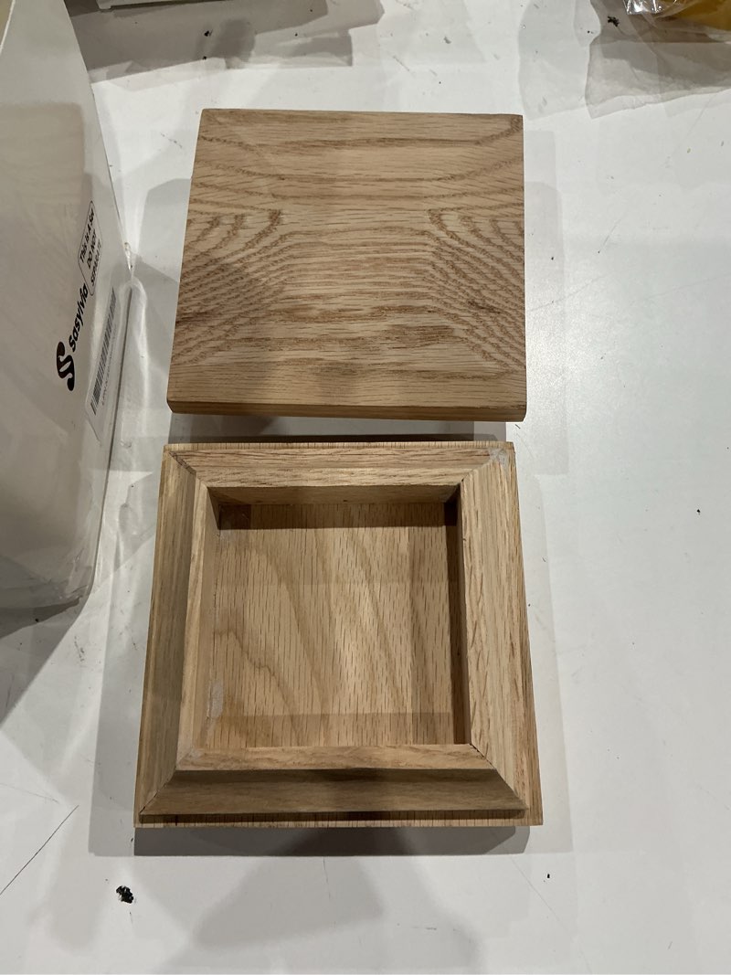 Condition photo showing Good Condition for sasylvia 2 pcs 5.5" x 5.5" red oak wood newel post cap (fits true 3.5" x 3.5") fence post cap for topper top resistant decking caps for indoor outdoor fences decks and mailboxes cover 2 3.5 x 3.5 inch