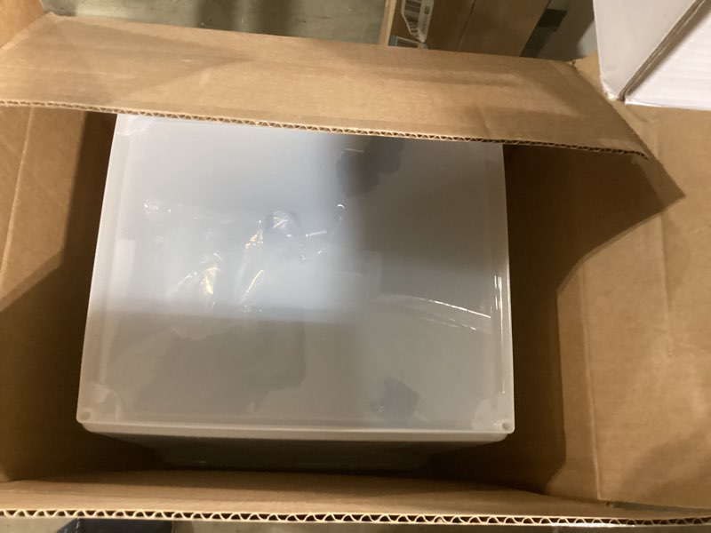 Condition photo showing Good Condition for IRIS USA Airtight Pet Food Storage Container with Wheels, Black, 30 lb Capacity - BPA-Free Clear Plastic Bin with Snap-Lid Seal to Keep Kibble, Pellets or Seeds Fresh for Dogs,  Cats and Birds similar item 