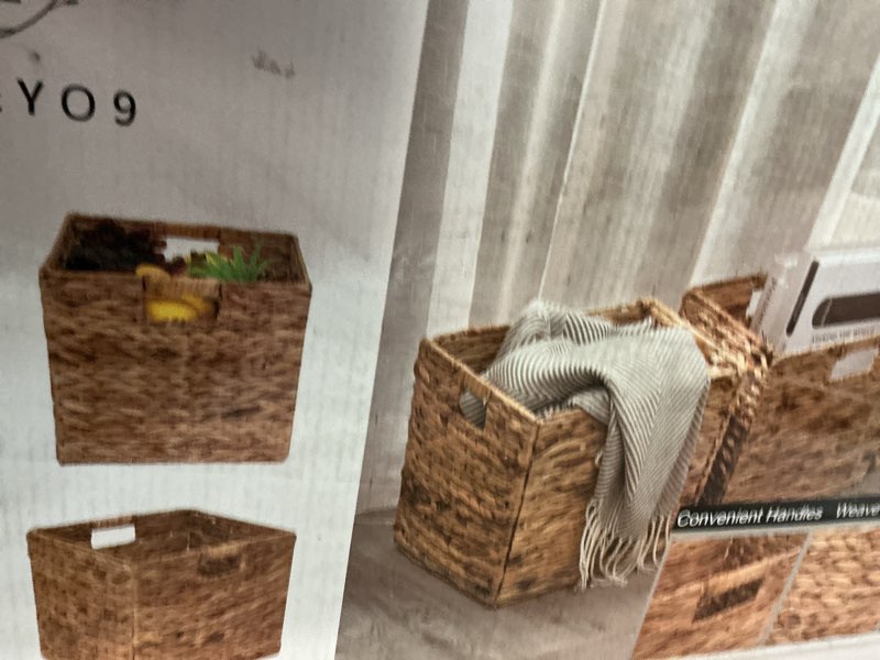 https://lotting-media.assets.bidfta.com/lotting_cae8d2b8-823e-4457-a102-7d47d68f09df