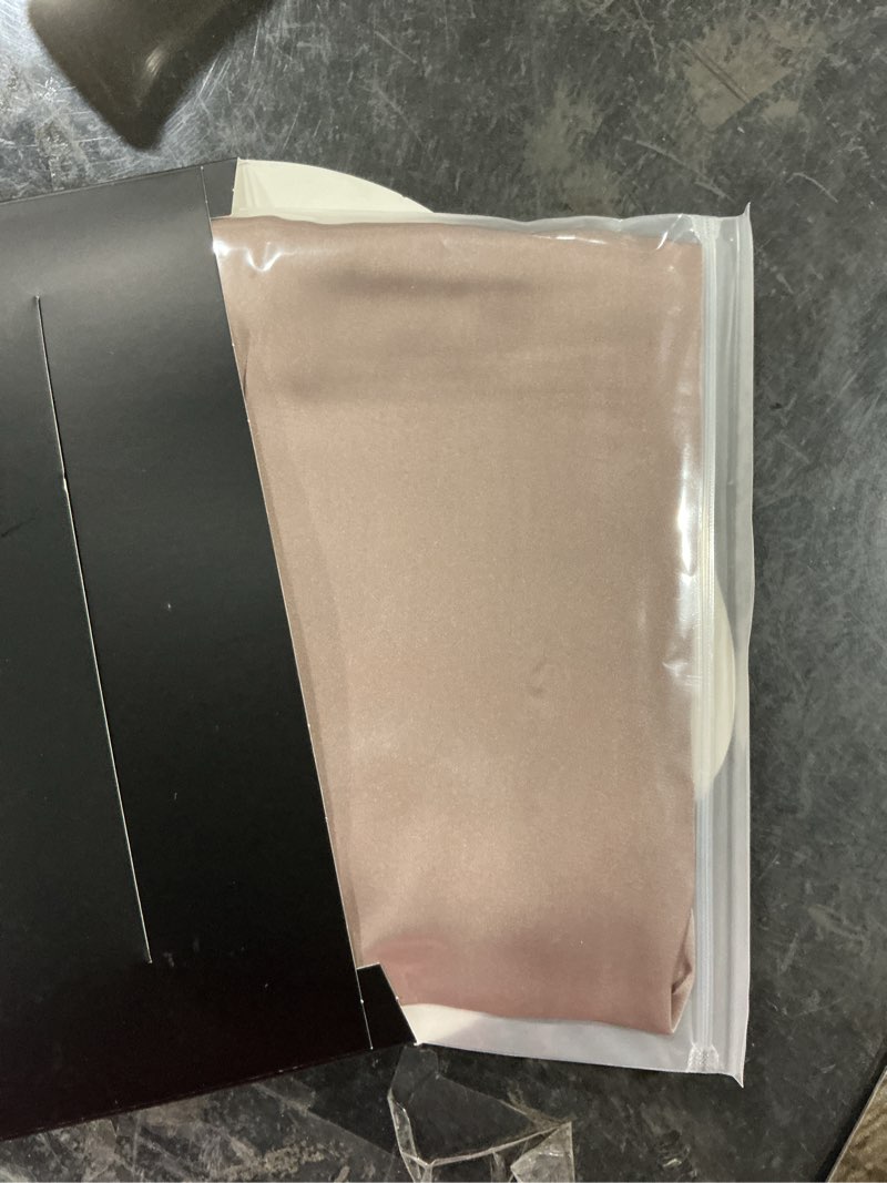 Condition photo showing Good Condition for inssl mulberry silk pillowcase for hair and skin health,natural silk pillow cover with hidden zipper both side silk1 pcs (light coffee, standard 20"x26") light coffee standard