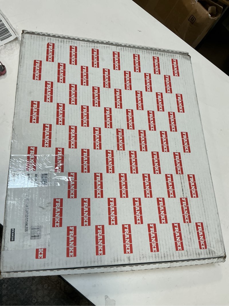 https://lotting-media.assets.bidfta.com/lotting_cb03457c-8924-48e0-8f57-ee60d617337a